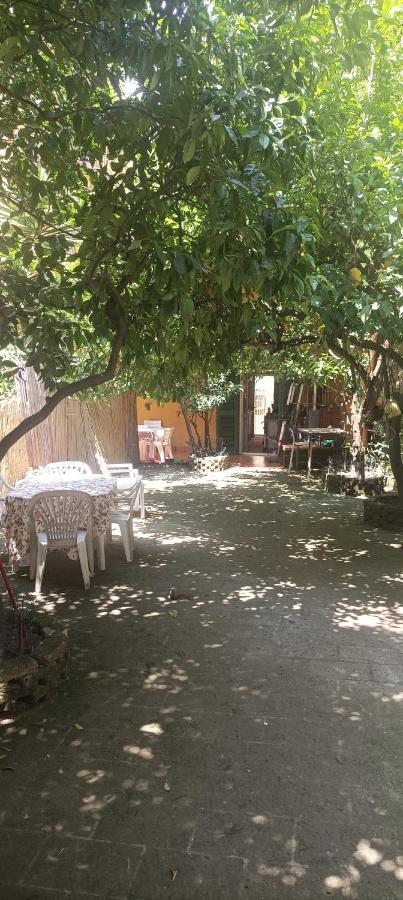 Hotel Il Giardino Nascosto Nápoles Exterior foto